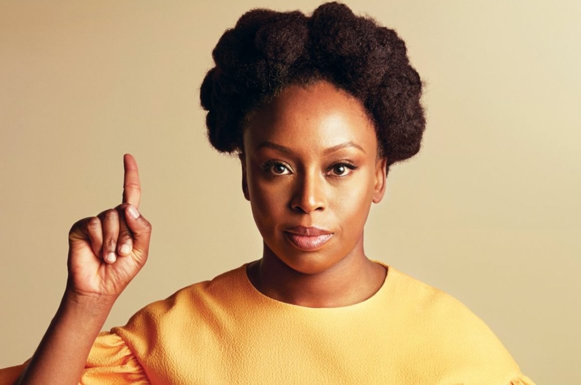 Biografía: Chimamanda Ngozi Adichie